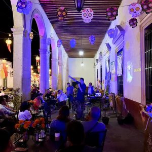 COSMOVISIONES PREHISPÁNICAS en Cuitzeo, Terani Café 04-11-23. Foto Gaby Reyes.